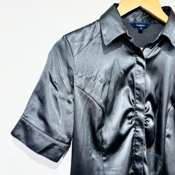 REITMANS Charcoal satin shirt with short sleeves - Picture 2 of 6